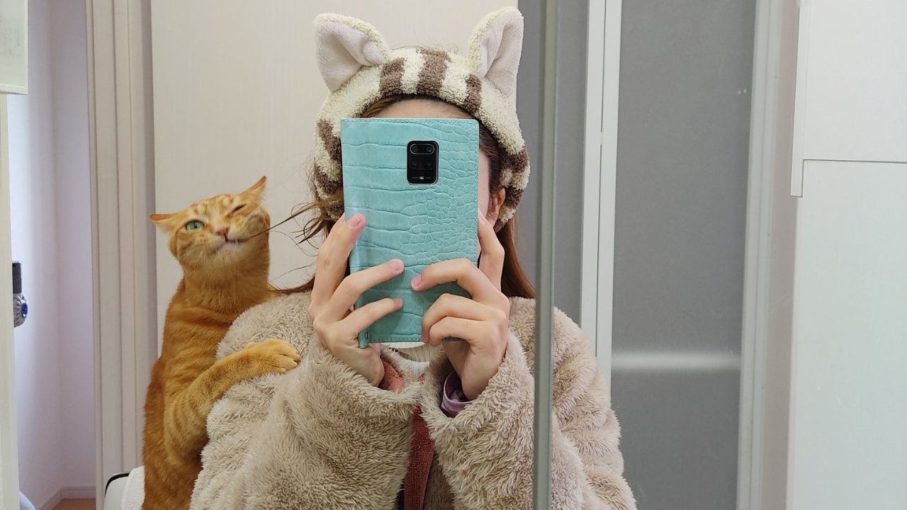 「もう君は大人なんよ」 子猫気分がいつまで経っても抜けない愛猫の“バブみ行動”3選