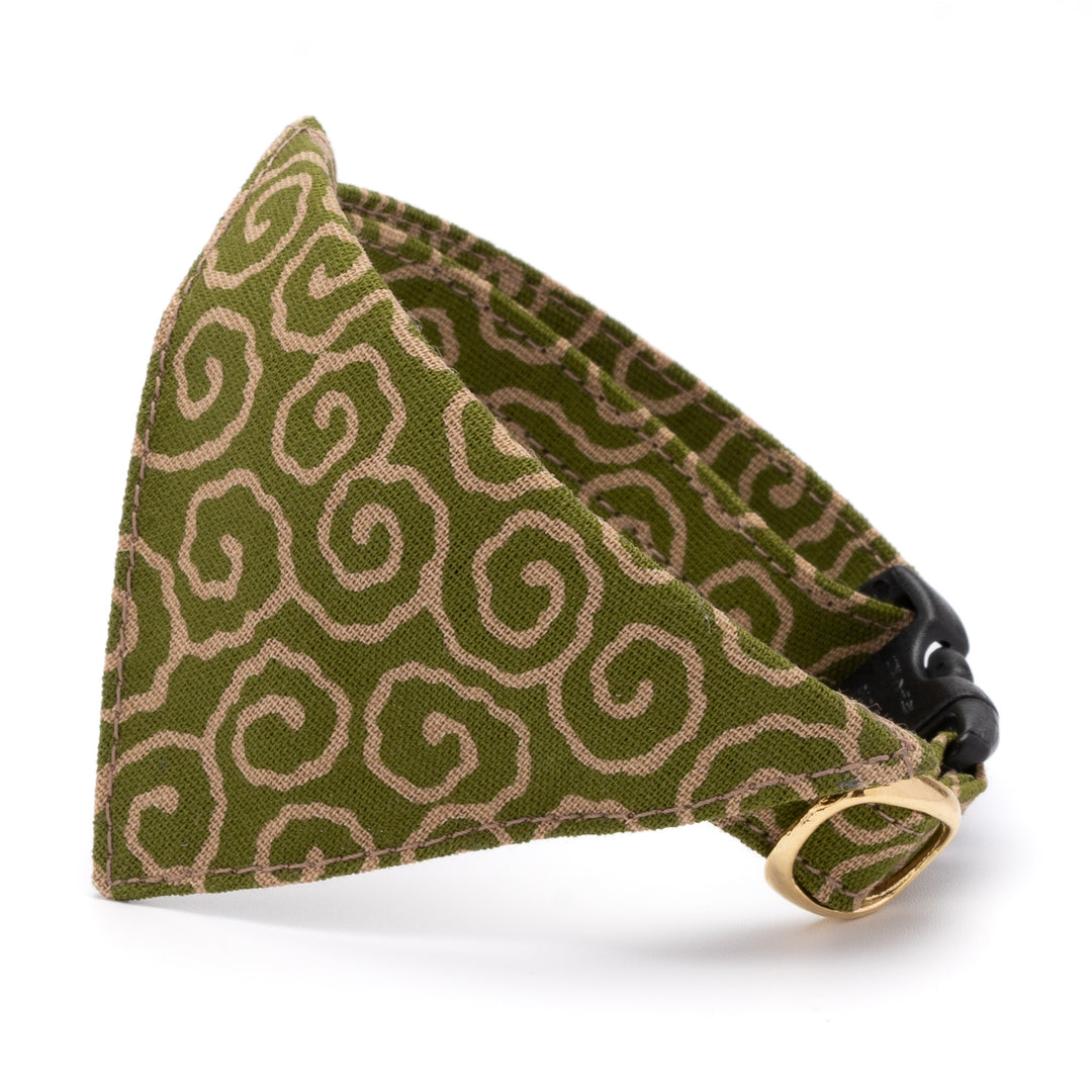 バンダナ付き猫首輪 唐草うずまき 緑