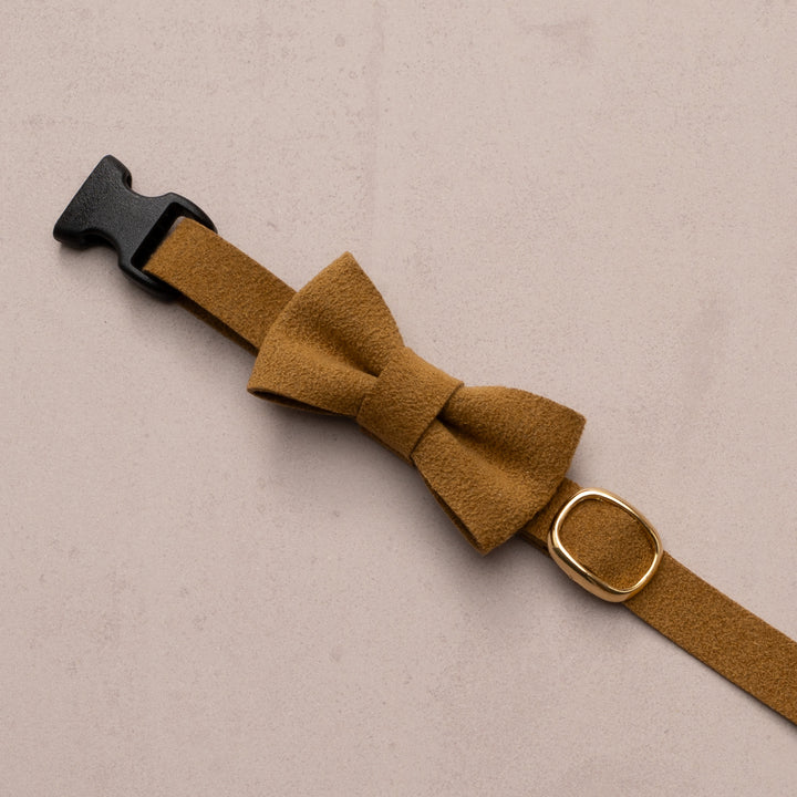 リボン付き猫首輪 引っ掻きに強いスエード マスタード