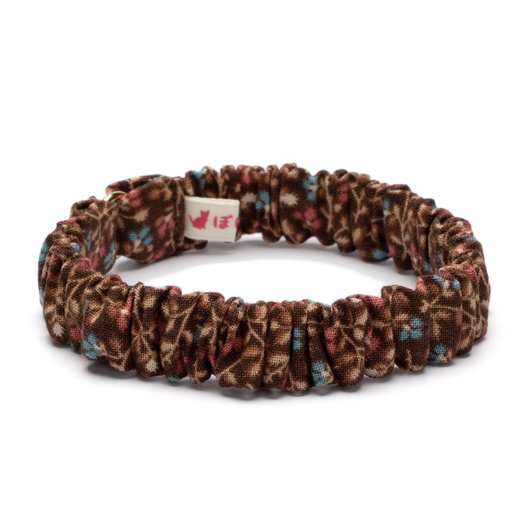 シュシュ猫首輪 moda ダイナーズデライト 小花ブラウン【限定モデル】