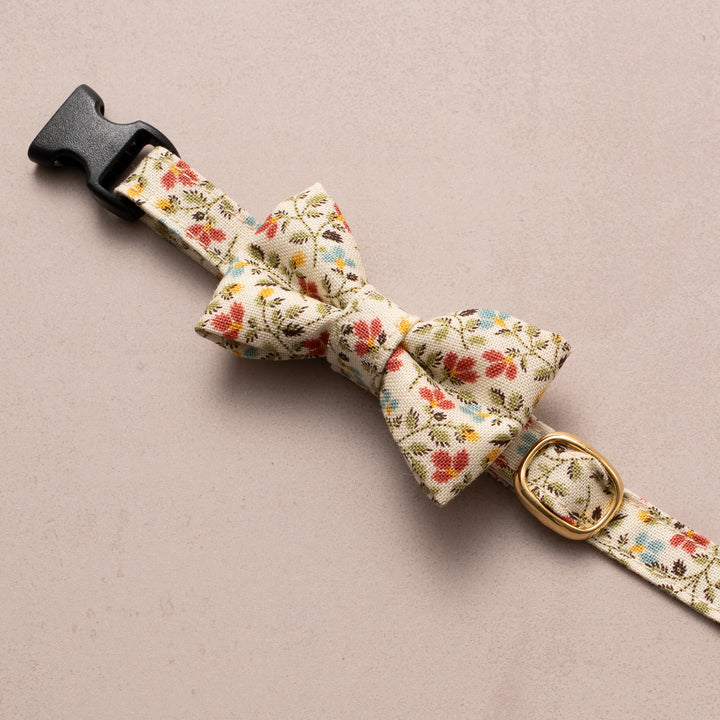 リボン付き猫首輪 moda ダイナーズデライト 小花アイボリー【限定モデル】