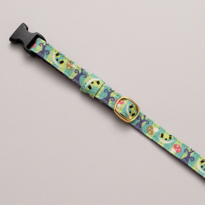 グラフィック猫首輪 ふしぎの国 にやり猫【限定モデル】