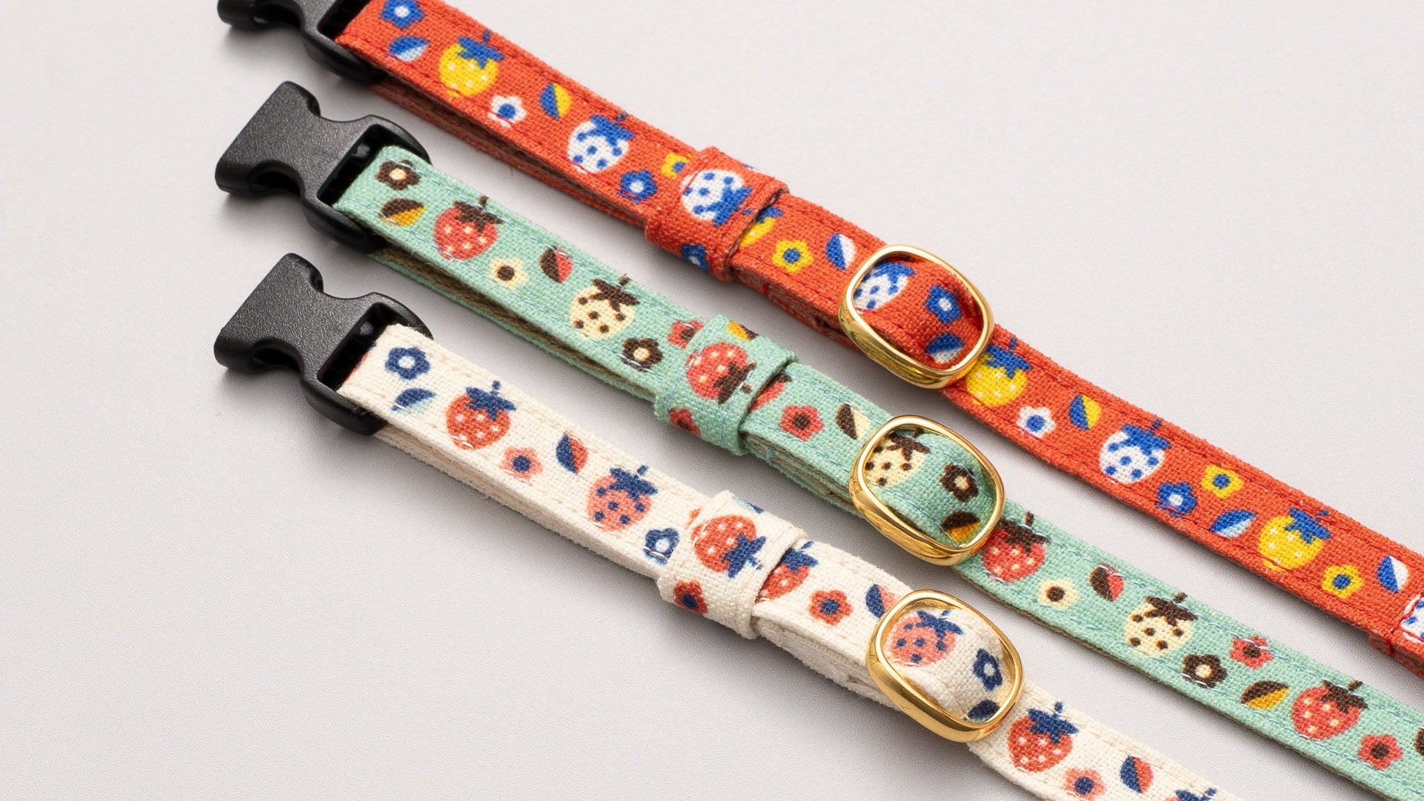 グラフィック猫首輪 ラブリーベリー