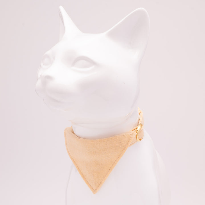 バンダナ付き猫首輪　MUJIコットンプレーン　花葉