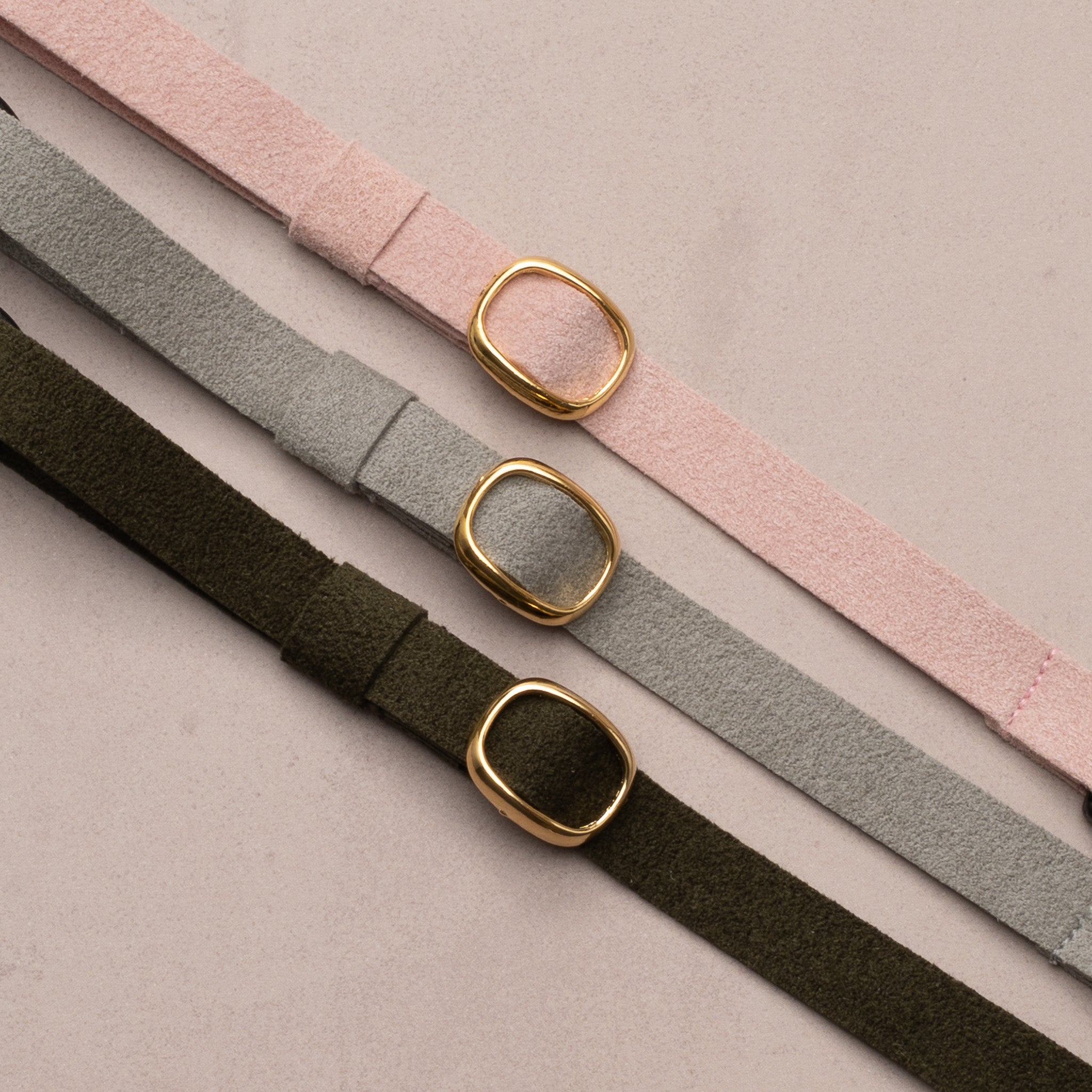 猫首輪 引っ掻きに強いスエード ピンク｜ぽぽねこ公式オンラインショップ