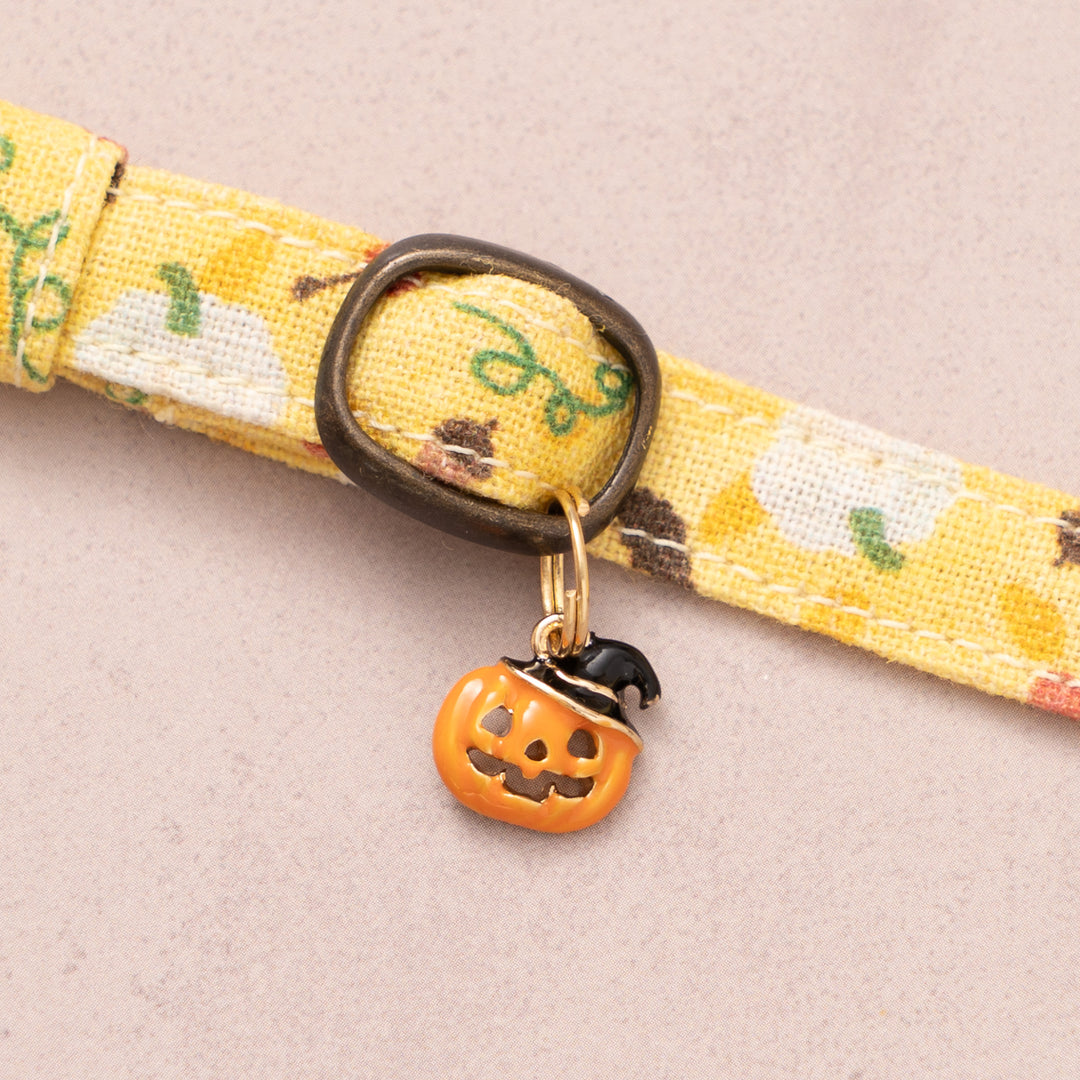 グラフィック猫首輪　ボタニカル・ハロウィン　パンプキン・クリーム【限定モデル】