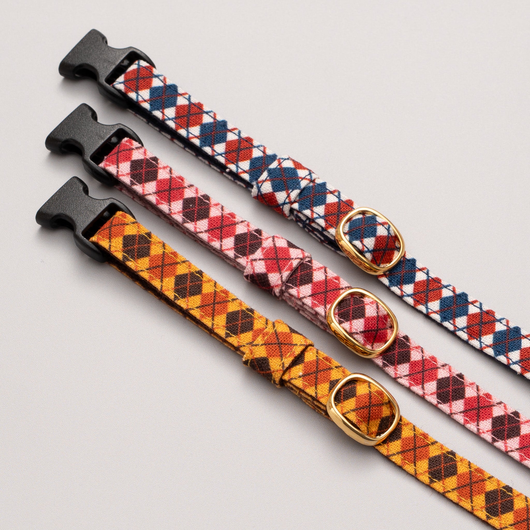 グラフィック猫首輪 クラシックアーガイル ピンク×ブラウン｜ぽぽねこ