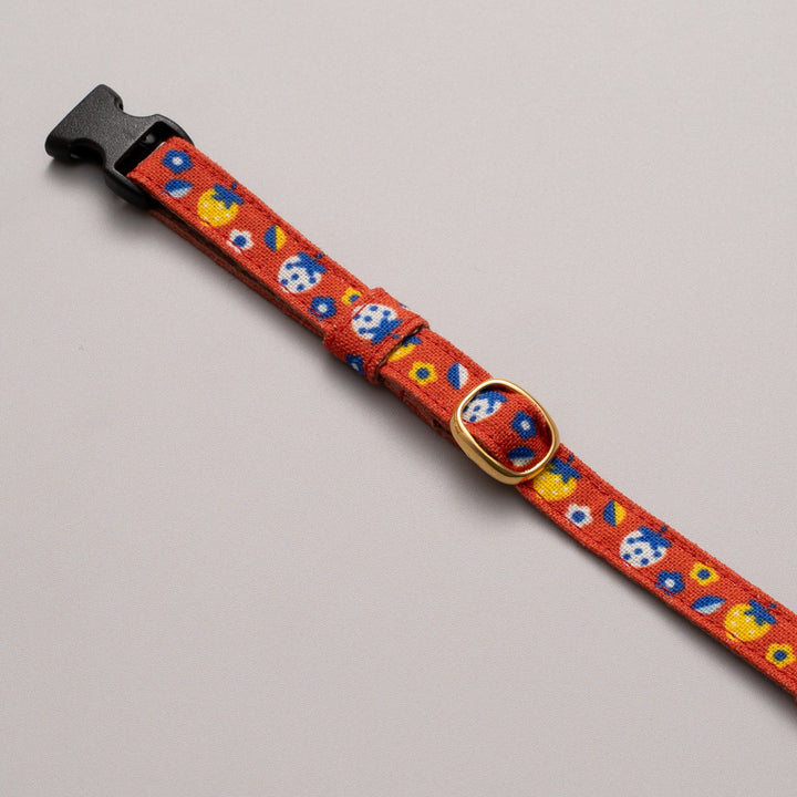 グラフィック猫首輪　ラブリーベリー　レッド【限定モデル】