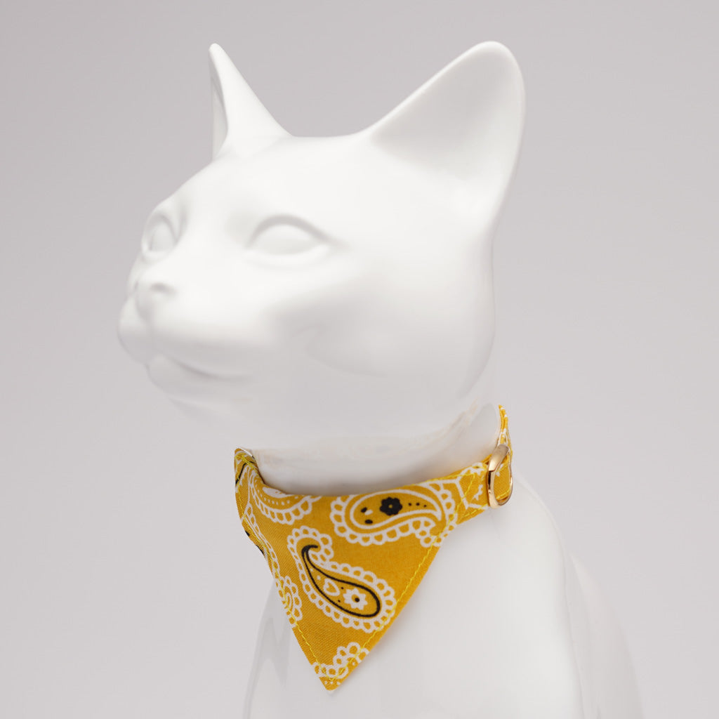 バンダナ付き猫首輪　ペイズリー　イエロー